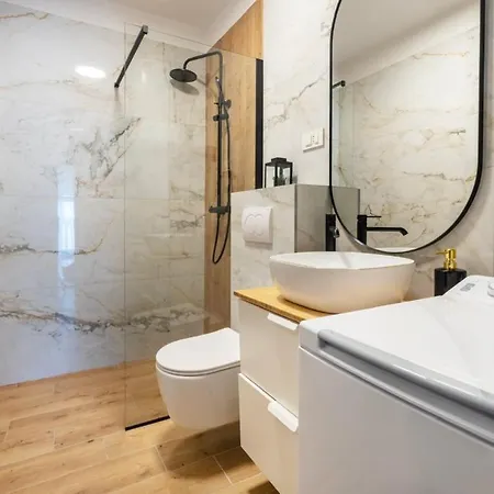 Modern Dax, 12 Min Walk To The Beach Apartment *